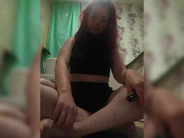Horny-Lina webcam