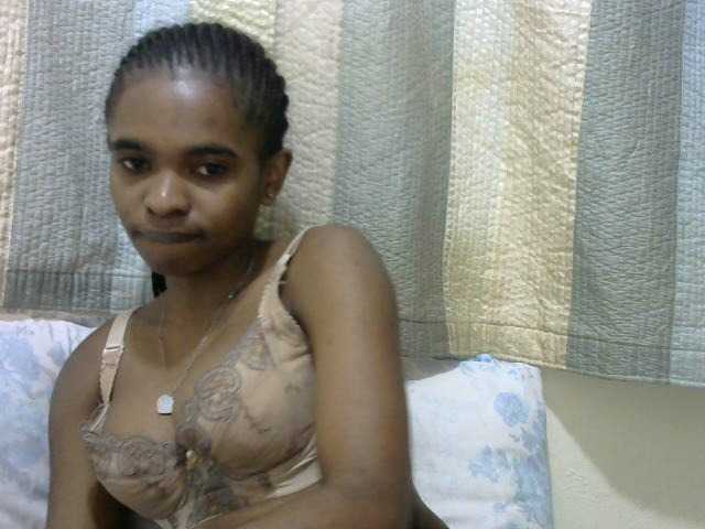  princessAria chat room