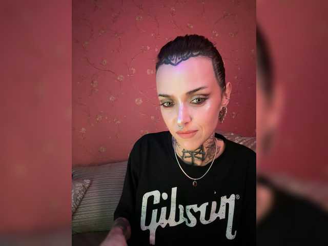 Haermit's BongaCams show and profile