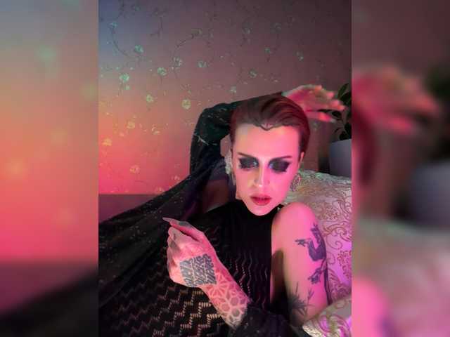 Haermit's BongaCams show and profile