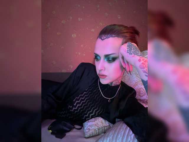 Haermit's BongaCams show and profile