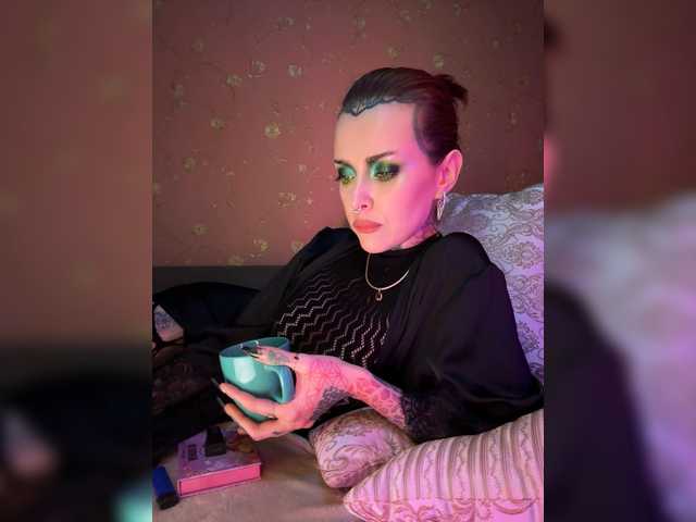 Haermit's BongaCams show and profile