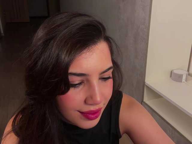 LolaTeaseX's BongaCams show and profile