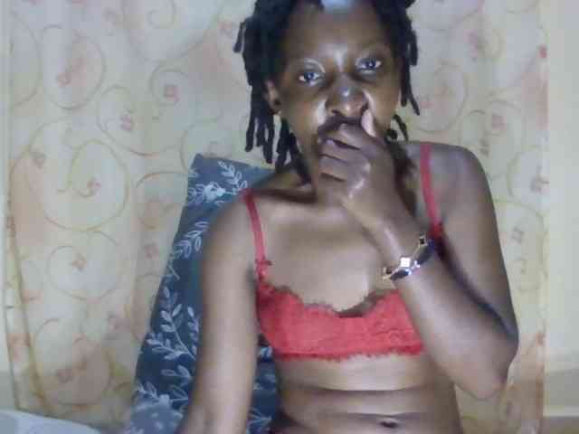 cute-xeniah Live Webcam on BongaCams