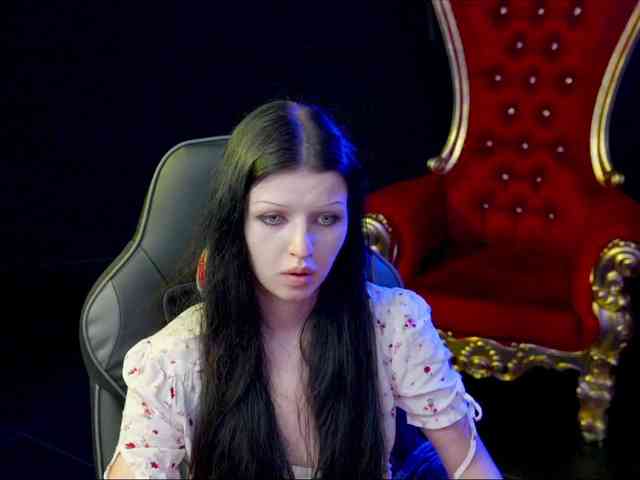 NaughtyAnna webcam