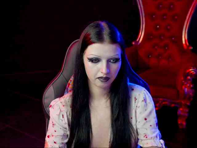 NaughtyAnna webcam