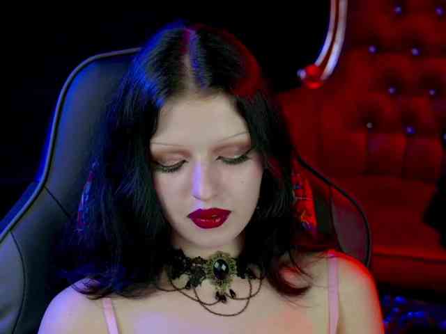 Модель: NaughtyAnna