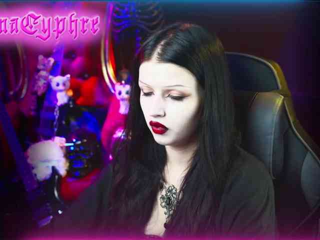 Модель: NaughtyAnna