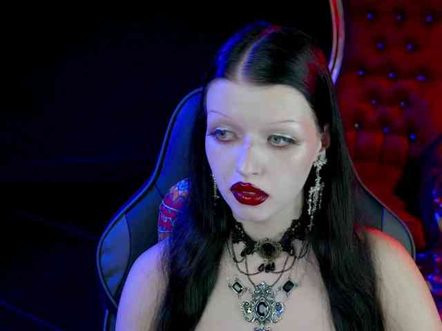NaughtyAnna webcam