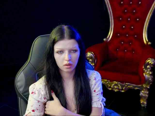 NaughtyAnna webcam