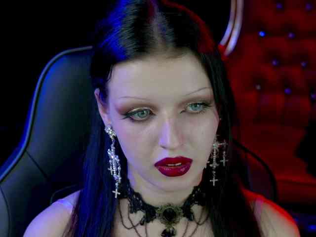NaughtyAnna webcam