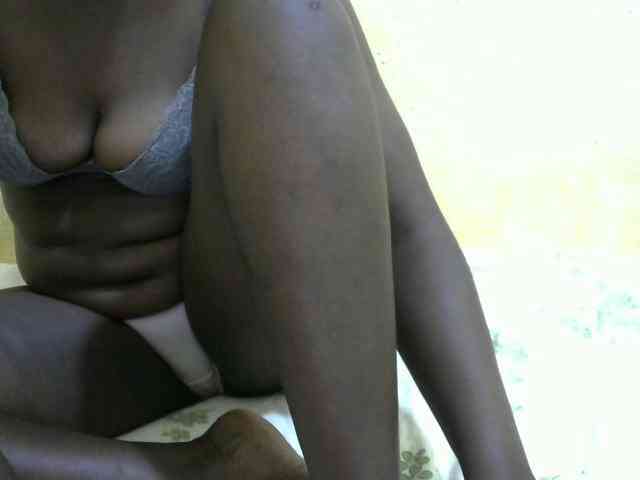 Sweetmella webcam