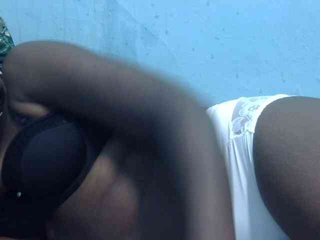 Sweetmella webcam