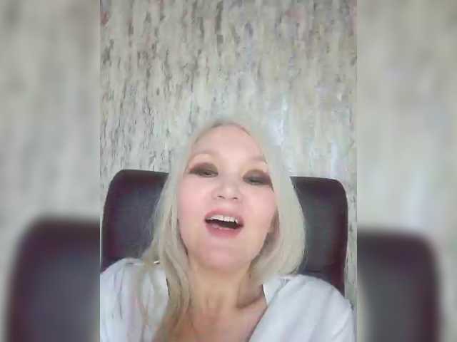 fghzeya's BongaCams show and profile