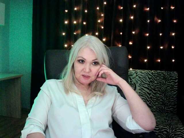 fghzeya's BongaCams show and profile
