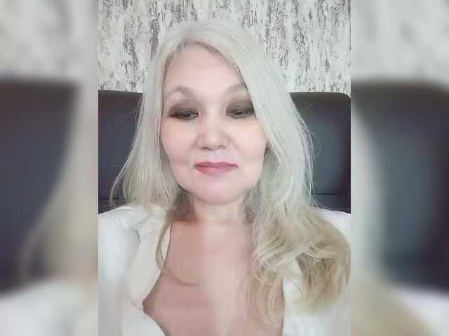 fghzeya's BongaCams show and profile