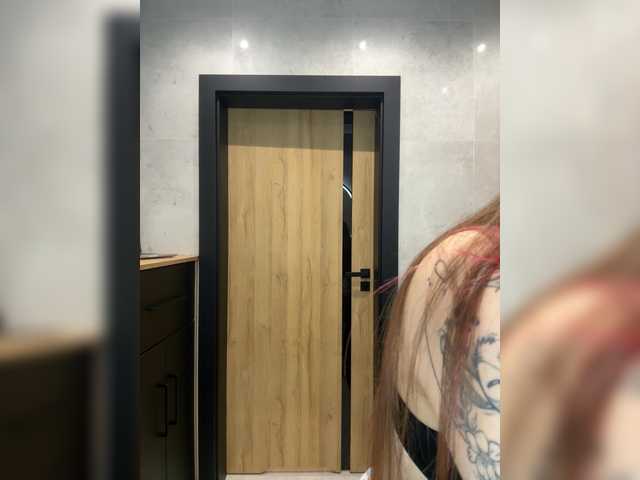 arielwavee1's BongaCams show and profile