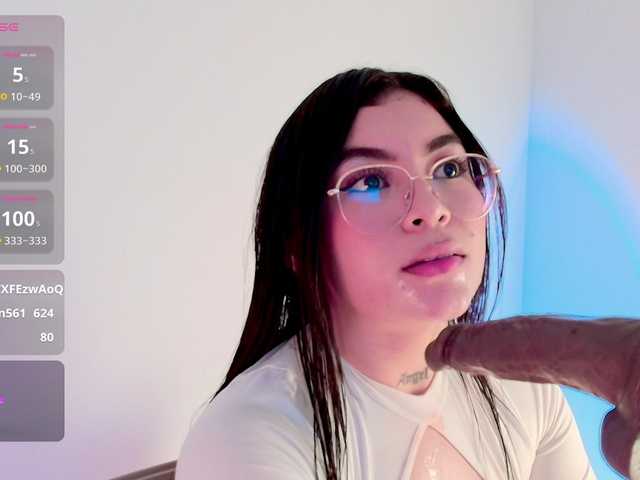 Angelique-sky's BongaCams show and profile