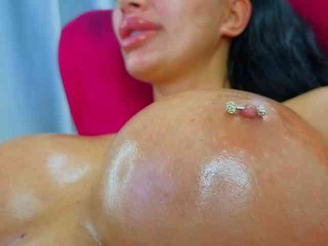 SinWithJessy webcam
