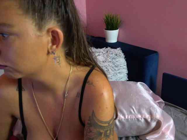 DemiSweet webcam