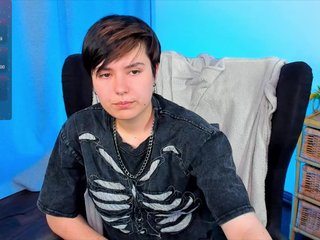CharlieeAdams Porn Show