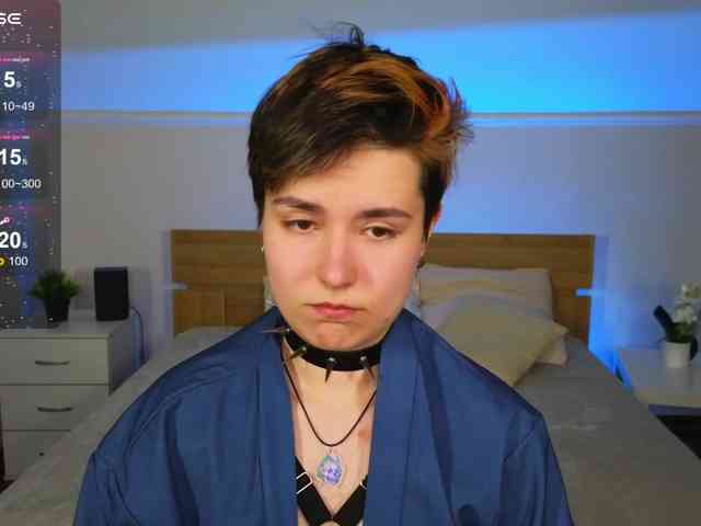 CharlieeAdams webcam