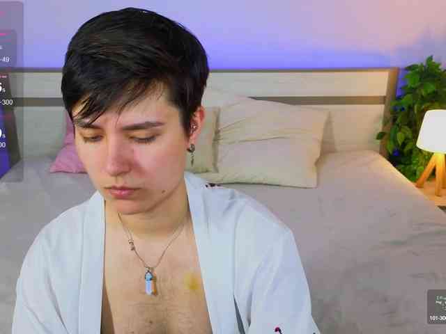 porn stripper CharlieeAdams