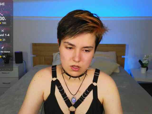 CharlieeAdams webcam