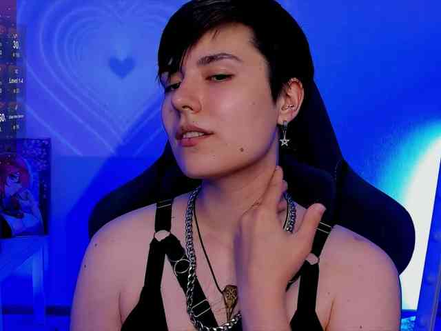 CharlieeAdams webcam