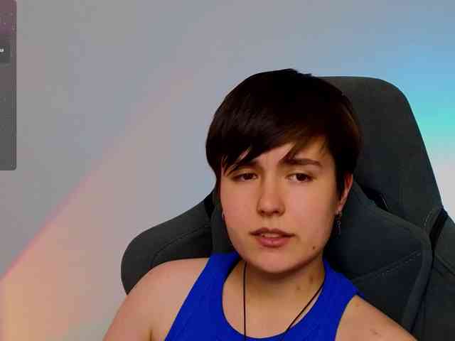 CharlieeAdams webcam