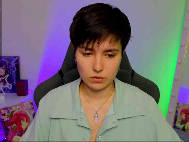 CharlieeAdams webcam