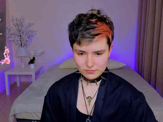 CharlieeAdams Live Webcam on BongaCams CharlieeAdams Live Webcam on BongaCams