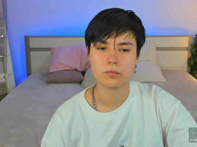 CharlieeAdams webcam