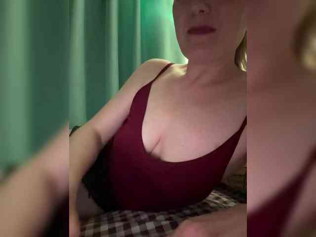 upskirt web cam Alicia
