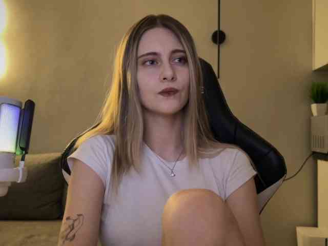 -HeyRina- webcam
