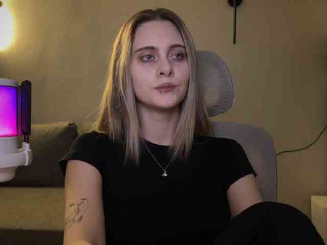 -HeyRina- webcam