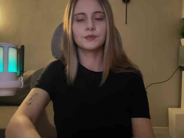 web cam porn HeyRina