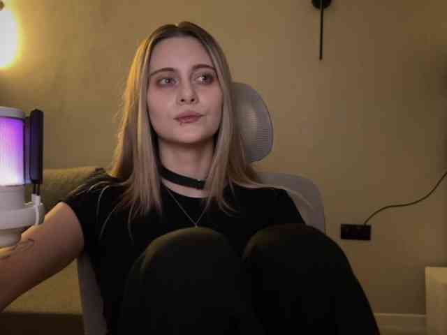 -HeyRina- webcam