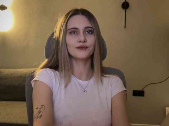 -HeyRina- webcam