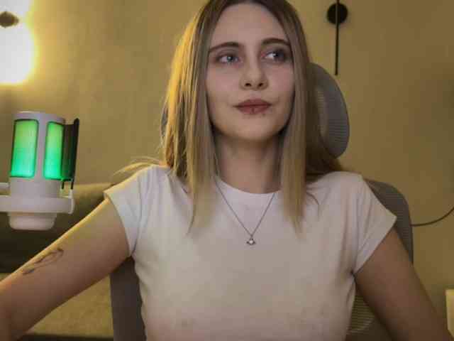 -HeyRina- webcam