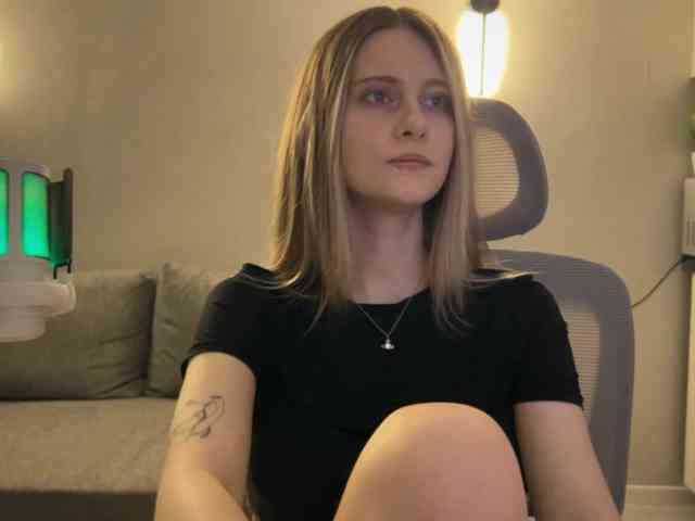HeyRina Live Webcam on BongaCams HeyRina Live Webcam on BongaCams