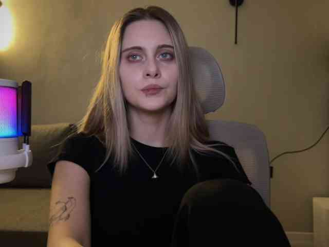 -HeyRina- webcam