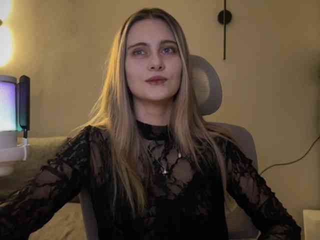 chat room free HeyRina