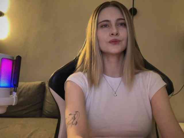 -HeyRina- webcam