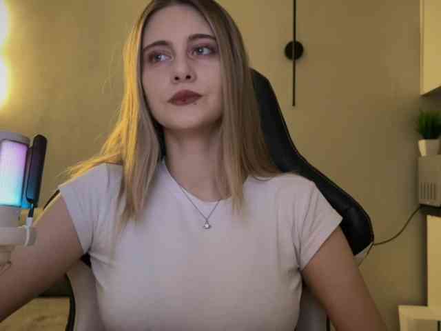 -HeyRina- webcam