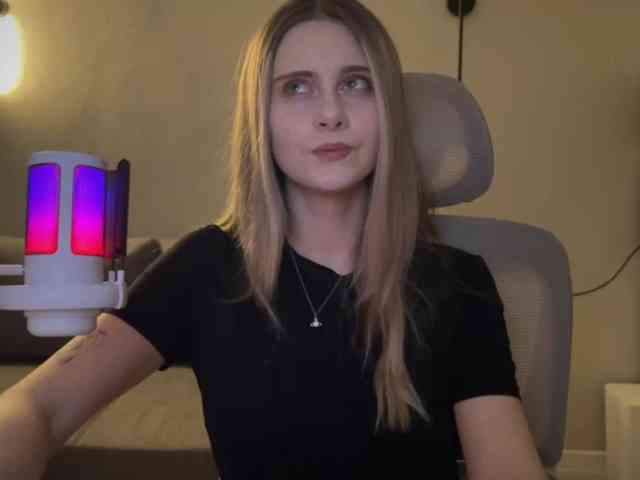 live free sex HeyRina