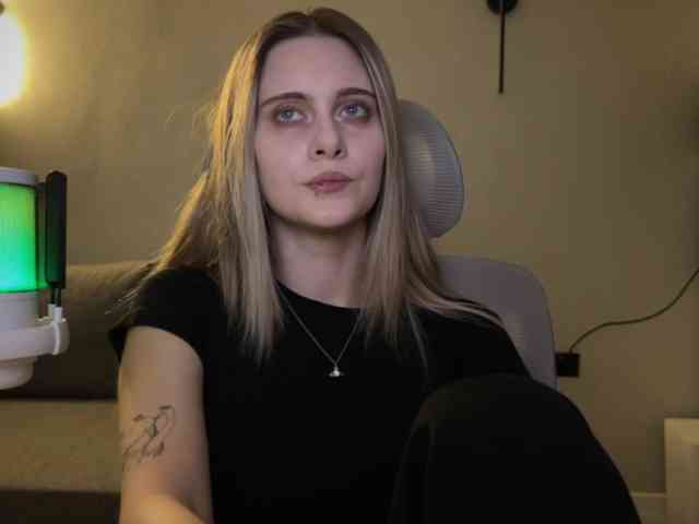 -HeyRina- webcam