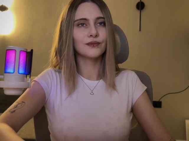-HeyRina- webcam