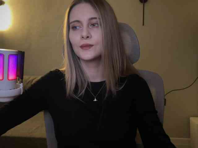 Модель: HeyRina