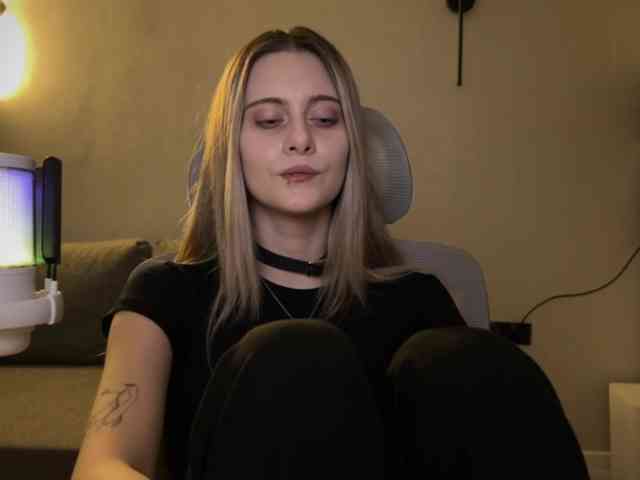 -HeyRina- webcam
